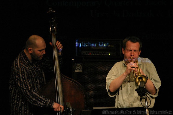 Adam Kowalewski (bass)
Piotr Wojtasik (trumpet)